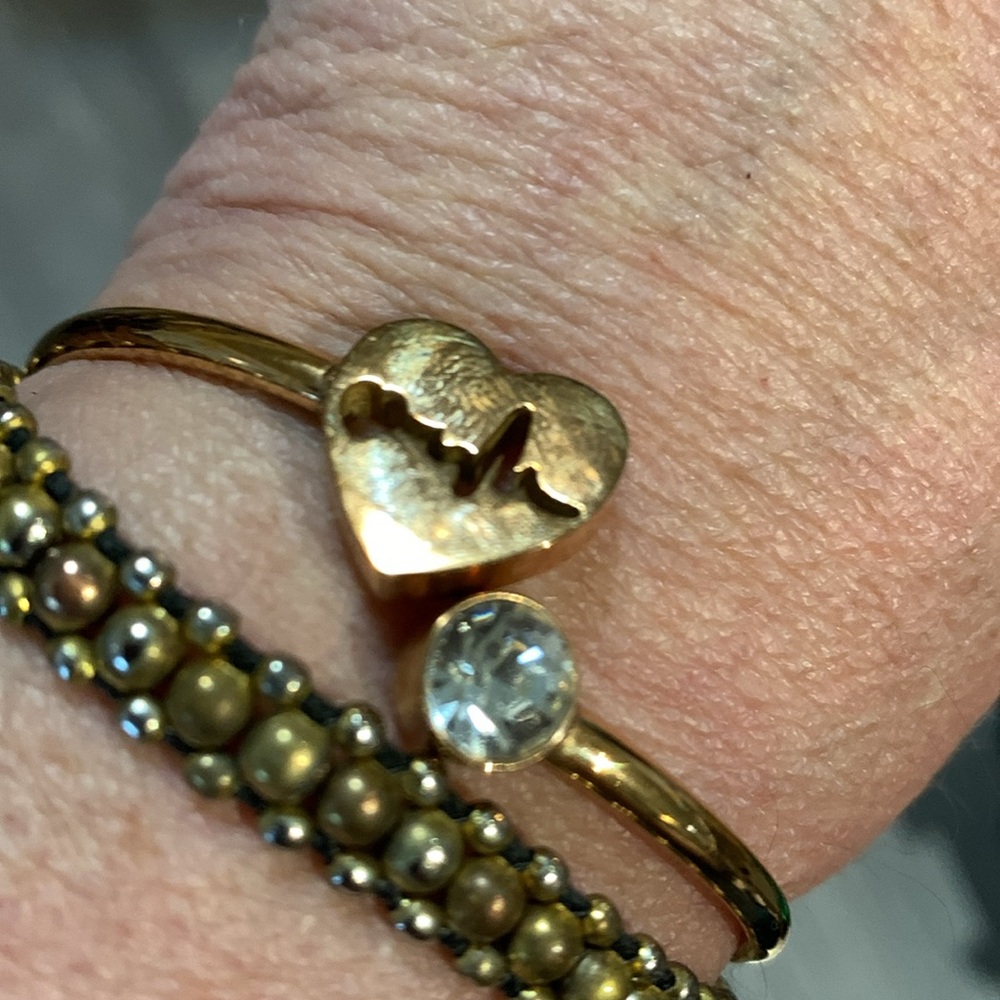 Two bracelets - Picture 2 of 7